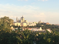 Almudena-Kathedrale aus dem Tempel von Debod - Foto von mcd