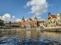 Central Station Amsterdam - Photo by Kirk Fisher from Pixabay holland