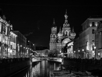 Saint-Pétersbourg par nuit - Image de MariaShvedova de Pixabay