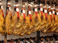 Parma ham - Photo by Efes Kitap from Pixabay