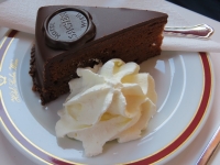 Sacher Torte - Hotel Sacher Foto por Stefanie Laubscher da Pixabay